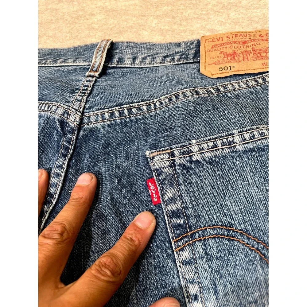 Levis 501 Original Fit Straight Jeans Mens‎ 36x34 Blue Denim Cotton Medium Wash